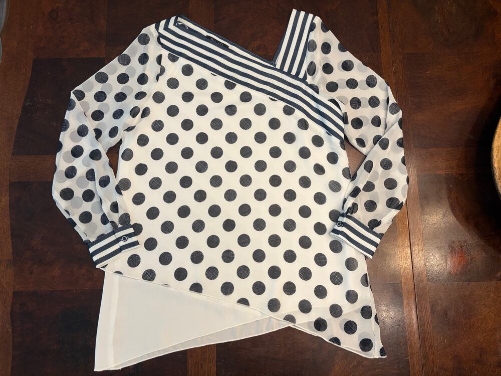 Michael Tyler White Navy Polka Dot Sheer Blouse Asym Hem S/P Exc Cond
